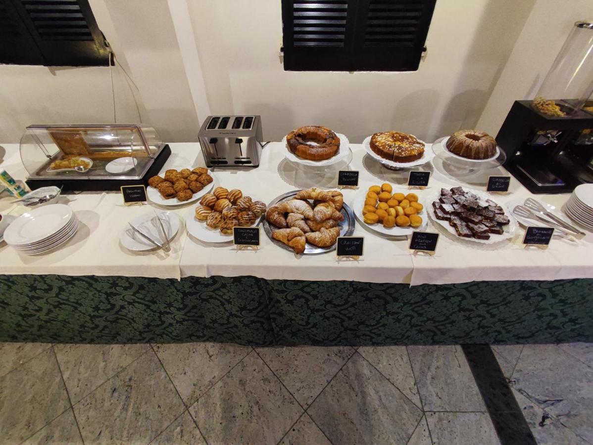 Hotel Hieracon Carloforte  Ngoại thất bức ảnh