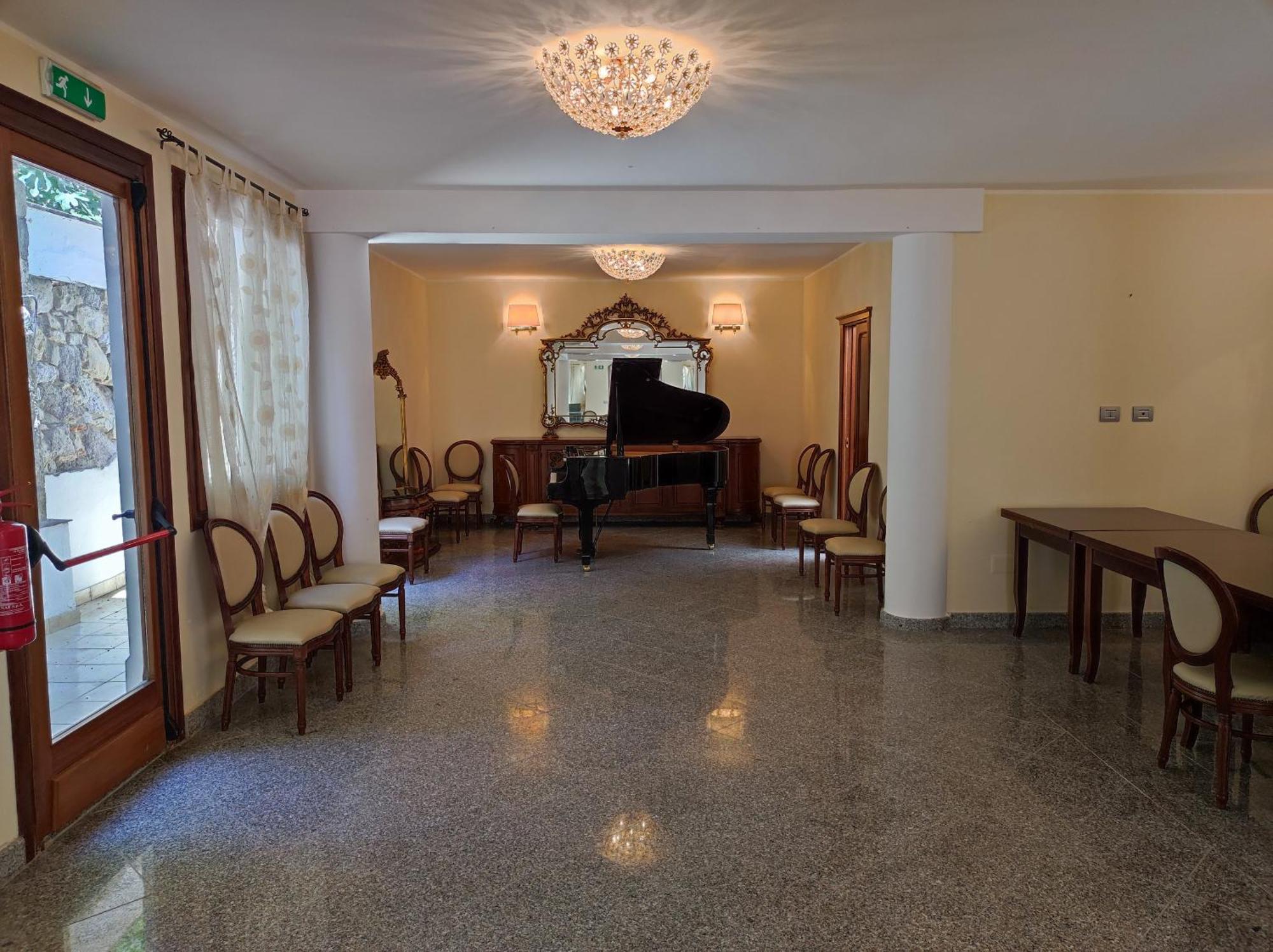 Hotel Hieracon Carloforte  Ngoại thất bức ảnh